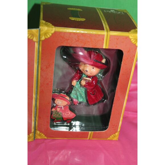 Carlton Libby's Adventure Collector's Club Ornament With Pin And Travel Journal - Picture 3 of 4